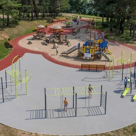 Mazurskie Niebo 1 아파트